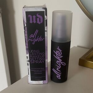 Urban Decay All Nighter Makeup Setting Spray